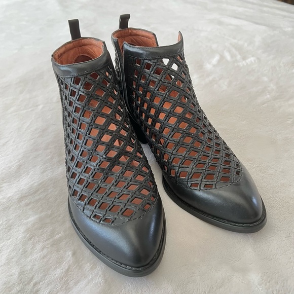 Jeffrey Campbell Taggart Open Weave Booties - Picture 5 of 12